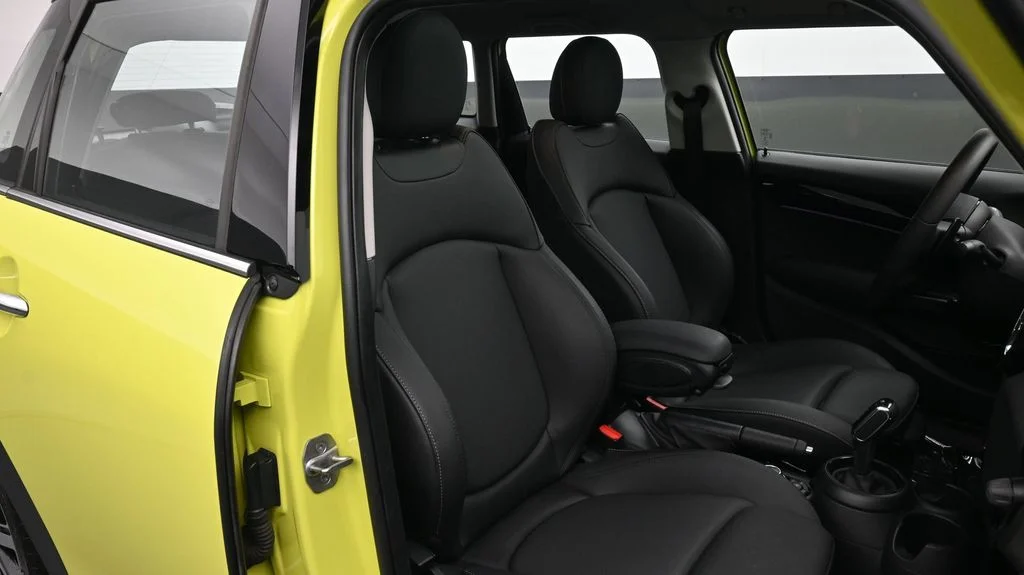 Certified Used 2023 Yellow MINI Signature image 17
