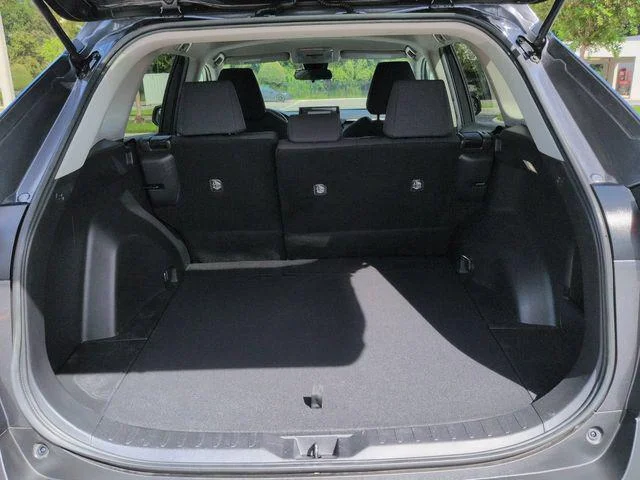 Certified Used 2022 MAGNETIC GRAY MET. Toyota  image 13