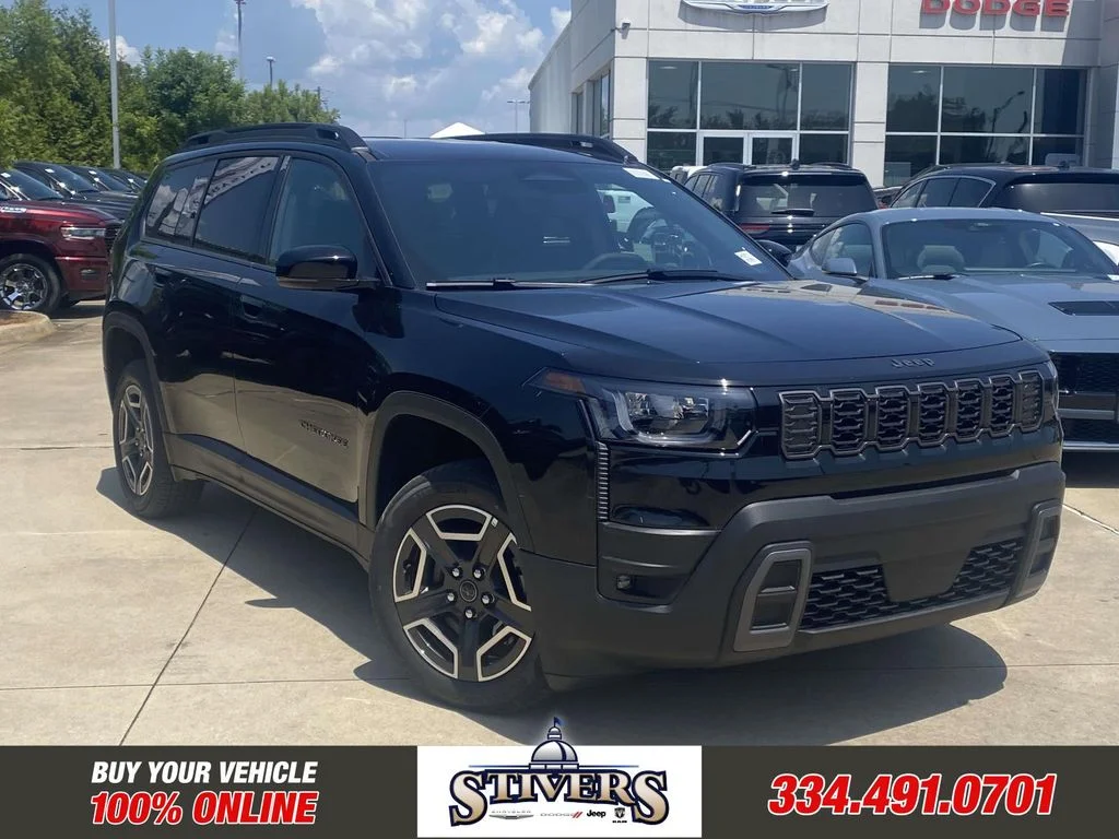 New 2026 Diamond Black Crystal Pearl-Coat Exterior Paint Jeep Limited image 1