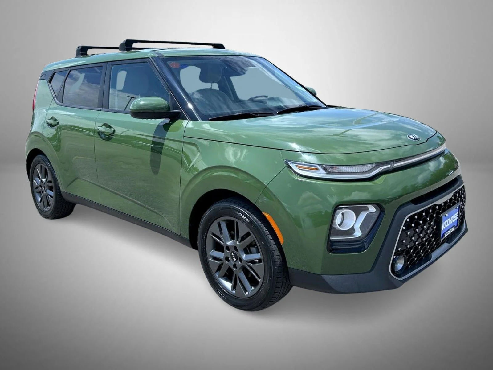 Used 2020 Green Kia EX image 3