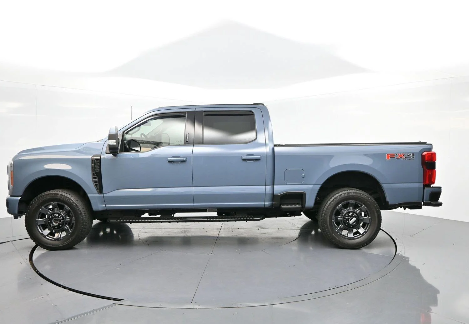 Used 2023 Azure Gray Metallic Tri-Coat Ford Lariat image 4