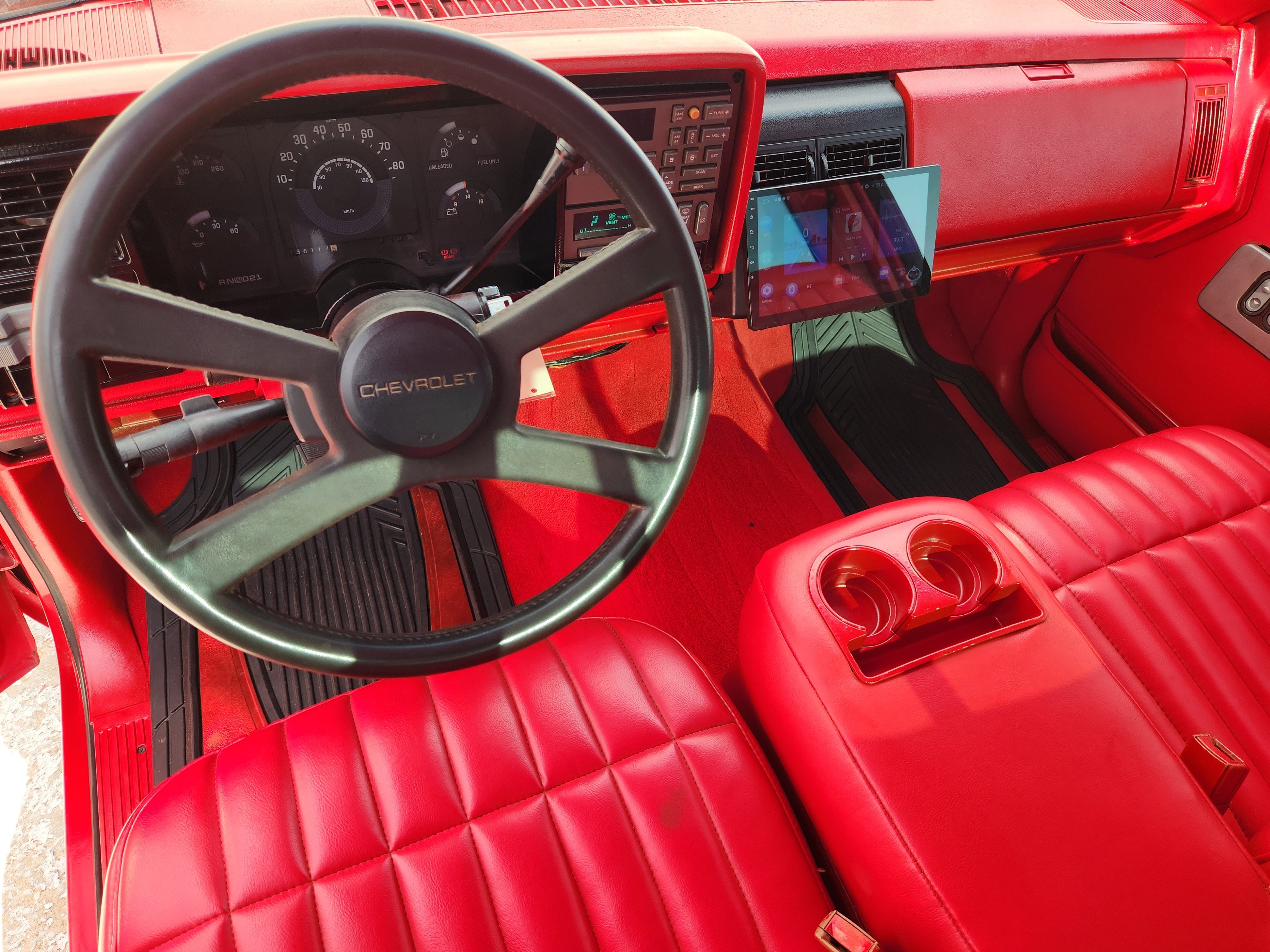 Used 1990 Red Chevrolet REG CAB 2WD 133WB image 24