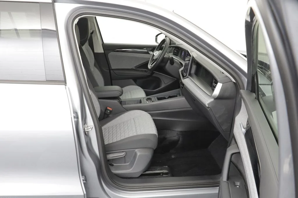 New 2026 Silver Volkswagen 2.0T S image 20