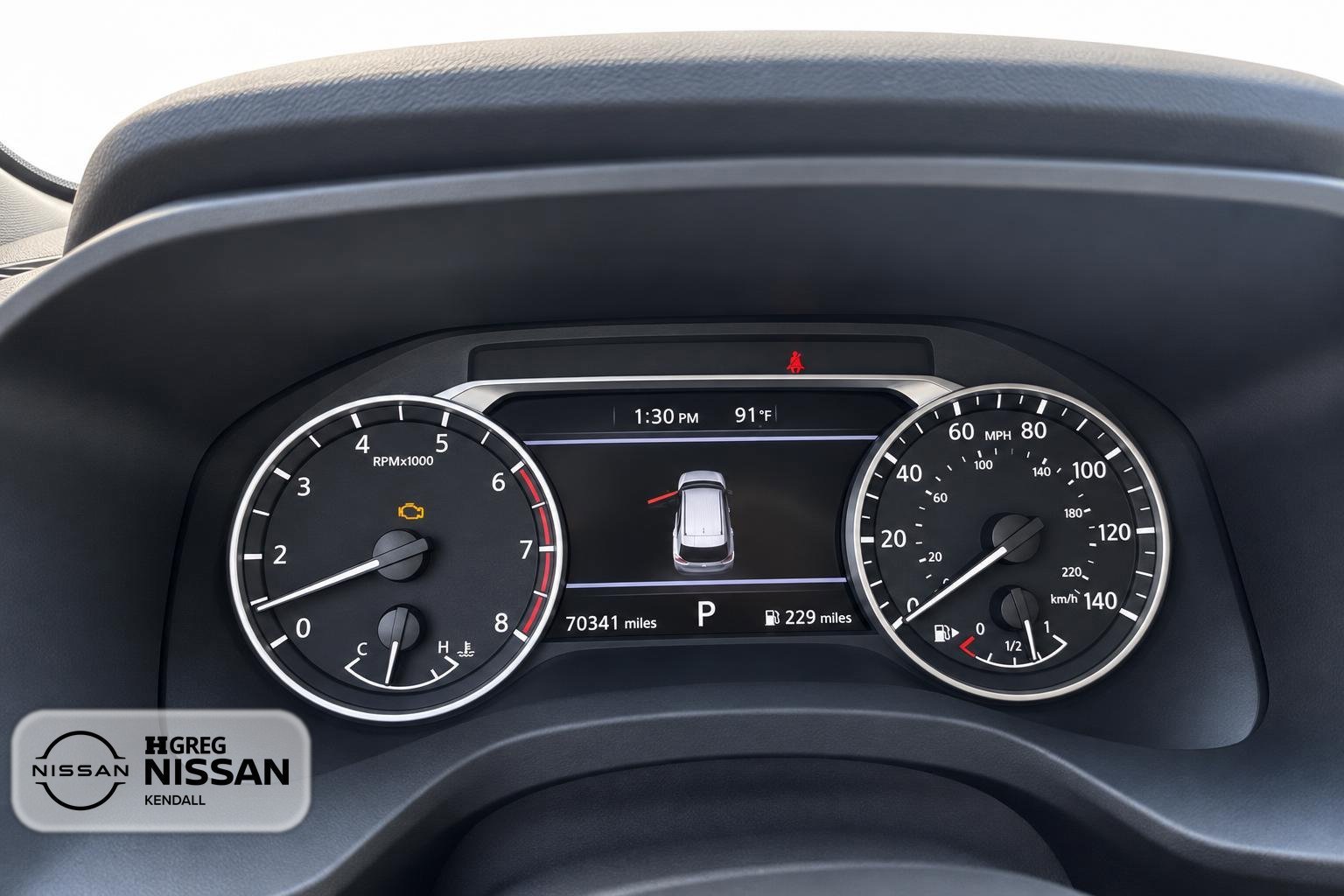 Used 2023 Gray Nissan S image 6