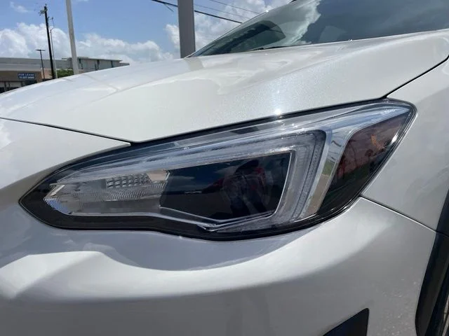 Used 2023 White Subaru Limited image 4
