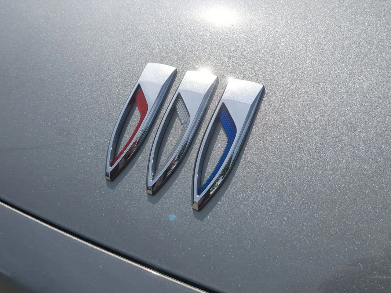 New 2026 Moonstone Gray Metallic Buick Sport Touring image 32