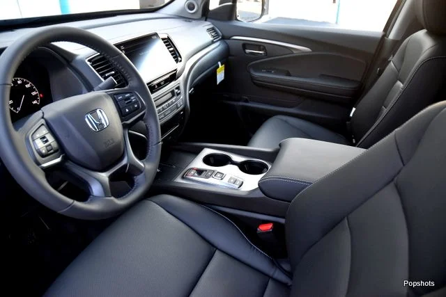 New 2026 Modern Steel Metallic Honda RTL image 7