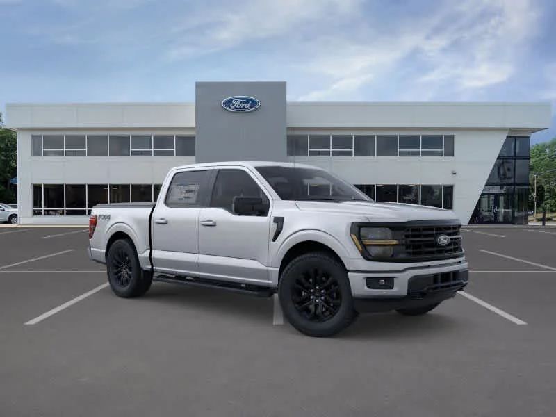 New 2026 Iconic Silver Metallic Ford XLT image 7