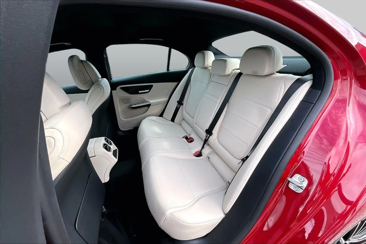 Certified Used 2026 MANUFAKTUR Patagonia Red Metallic Mercedes-Benz C 300 image 20