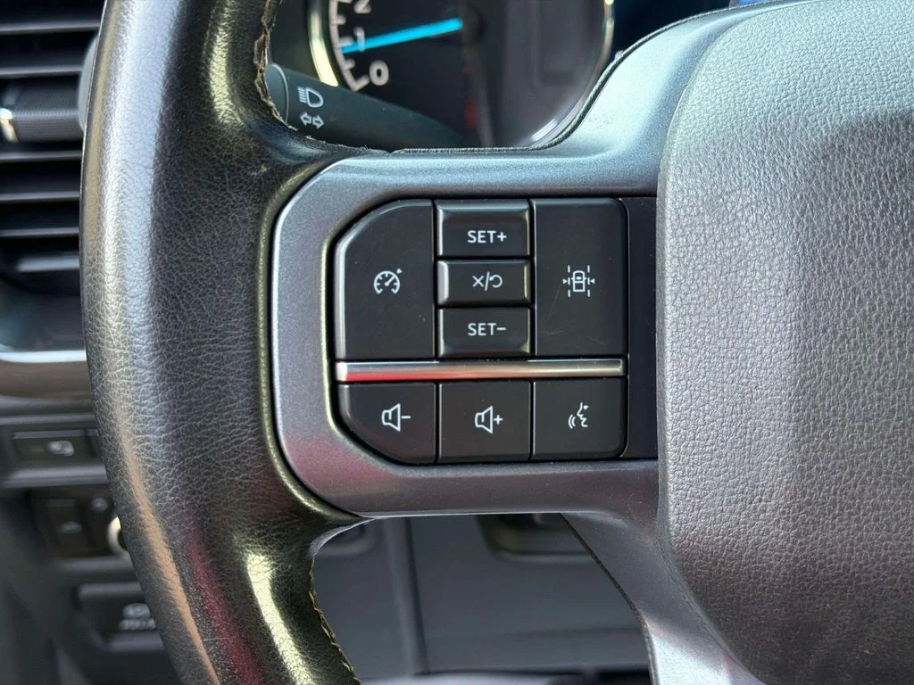Used 2023 Carbonized Gray Metallic Ford XLT image 29