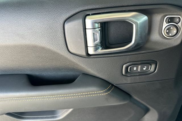 2025 Jeep Wrangler 4-Door Sahara - Photo 10