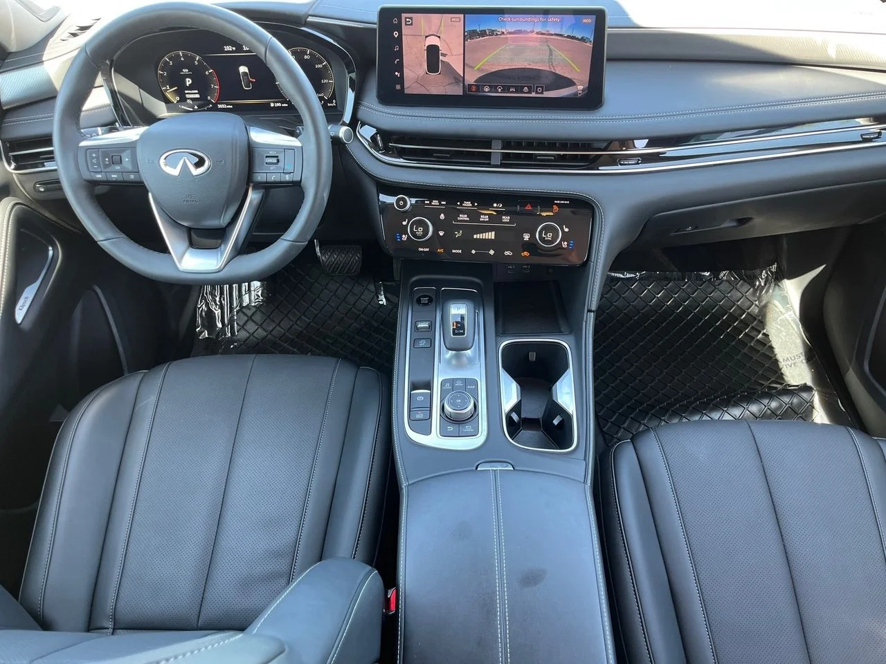 Certified Used 2026 Mineral Black INFINITI Luxe image 12