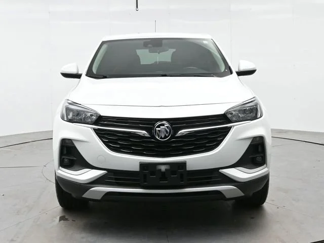 Used 2020 SUMMIT WHITE Buick Preferred image 2