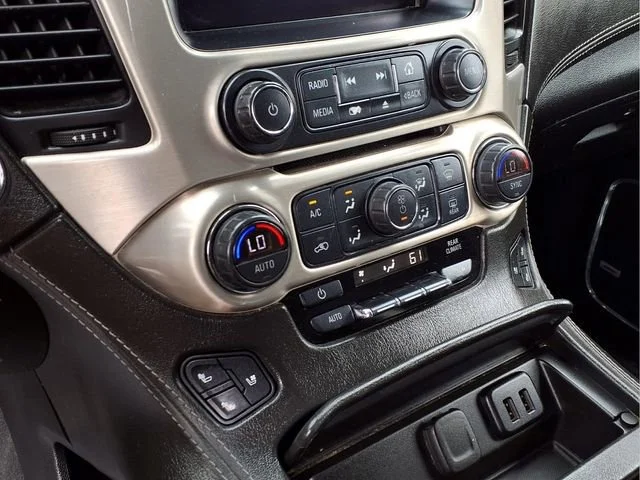 Used 2020 CRIMSON RED TINTCOAT GMC Denali image 6