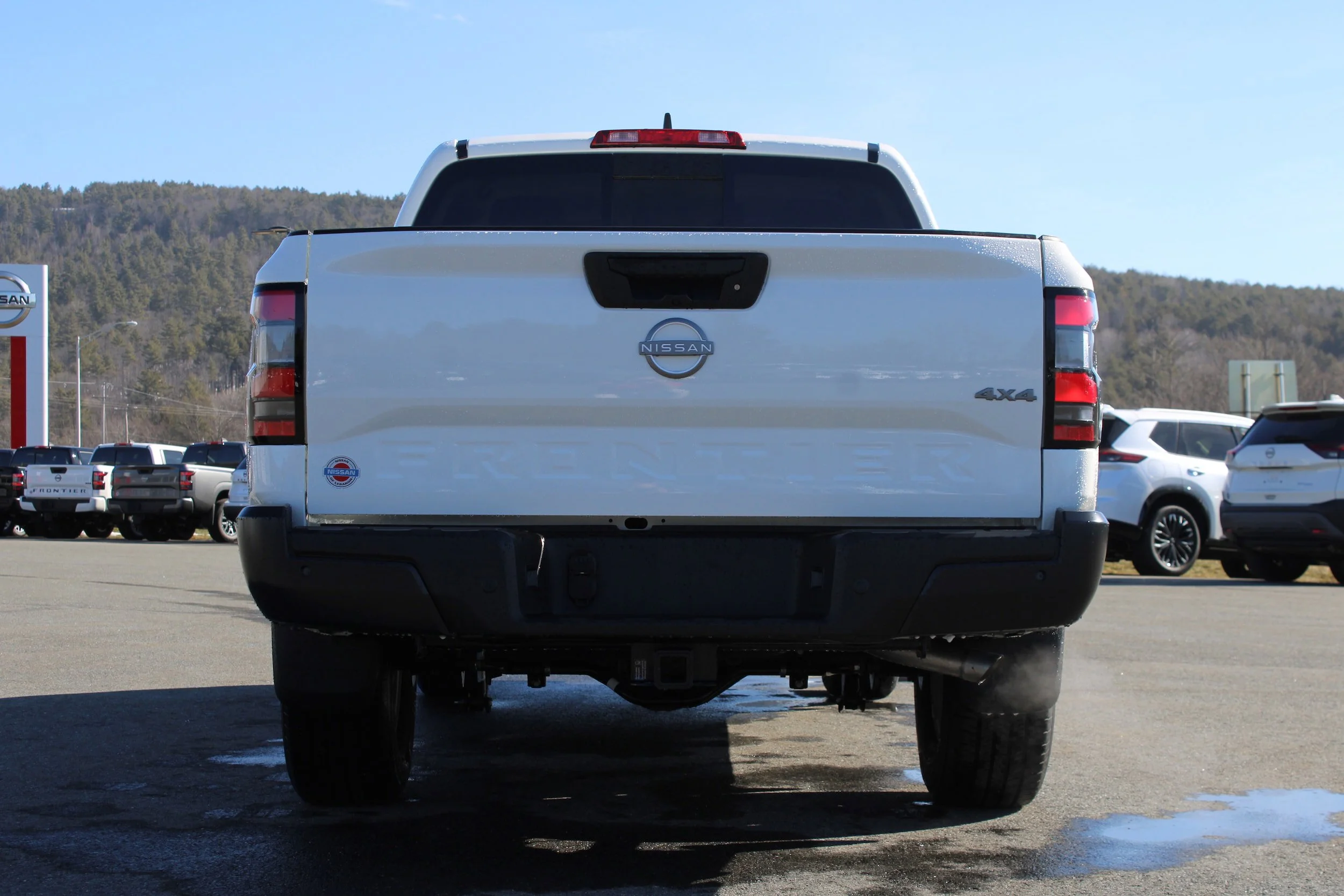 New 2026 Glacier White Nissan Crew Cab S image 6