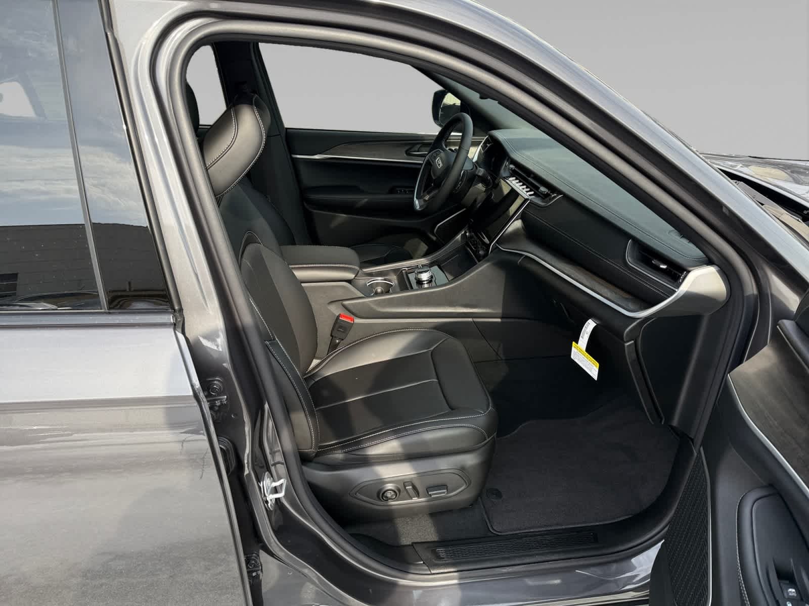 2025 Jeep Grand Cherokee L Limited - Photo 15