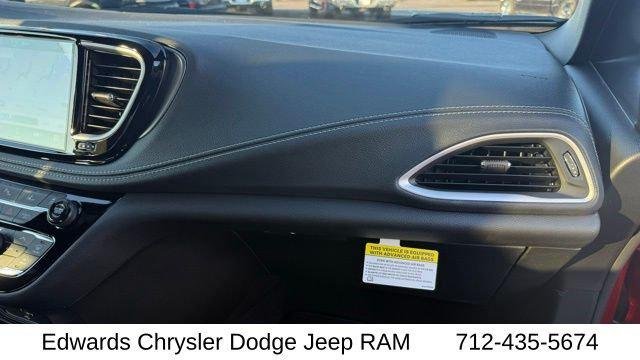 2026 Chrysler Pacifica Select - Photo 41