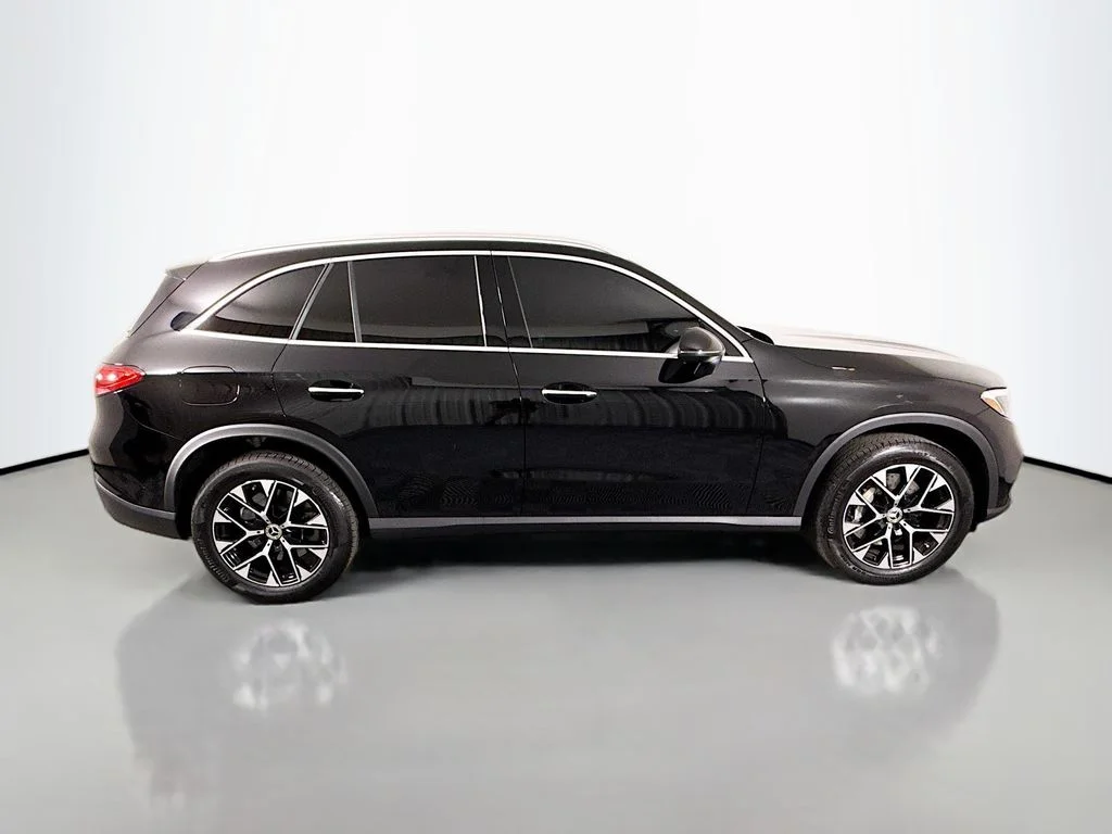 Used 2025 Black Mercedes-Benz GLC 350e image 8