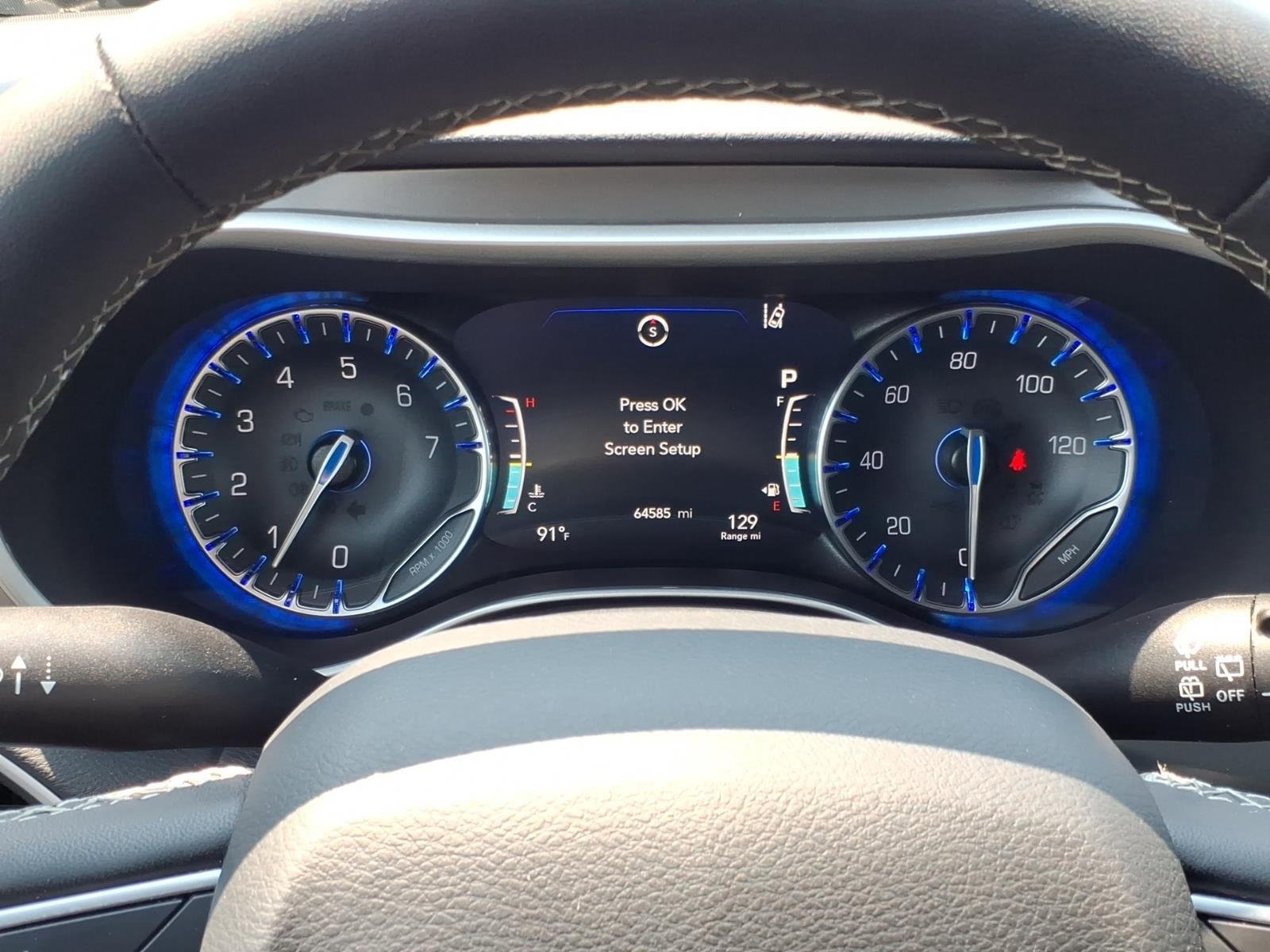 Used 2025 Fathom Blue Pearlcoat Chrysler Select image 22