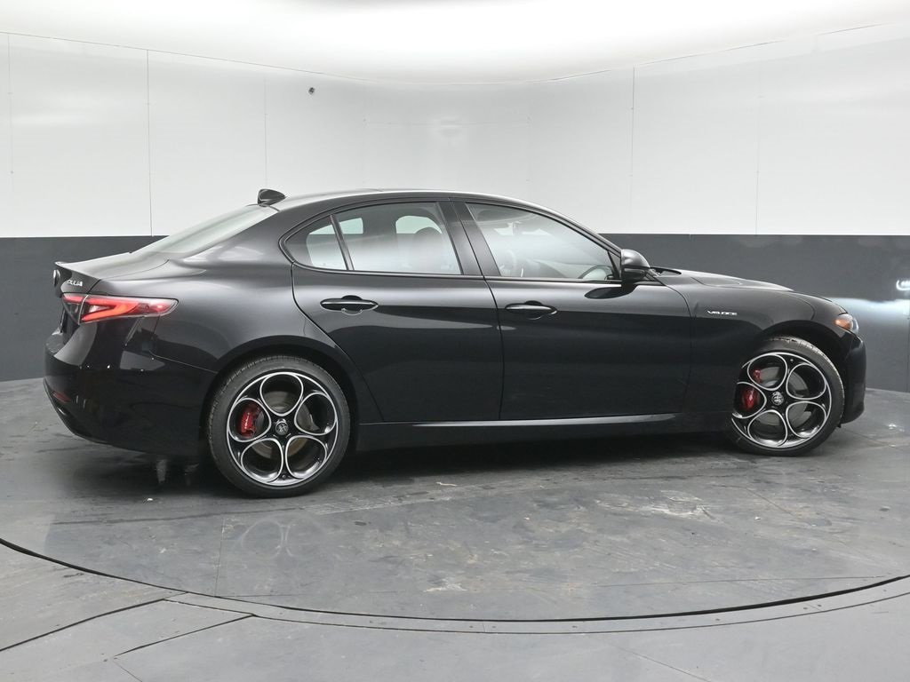 2026 ALFA ROMEO GIULIA (952) - Image 3