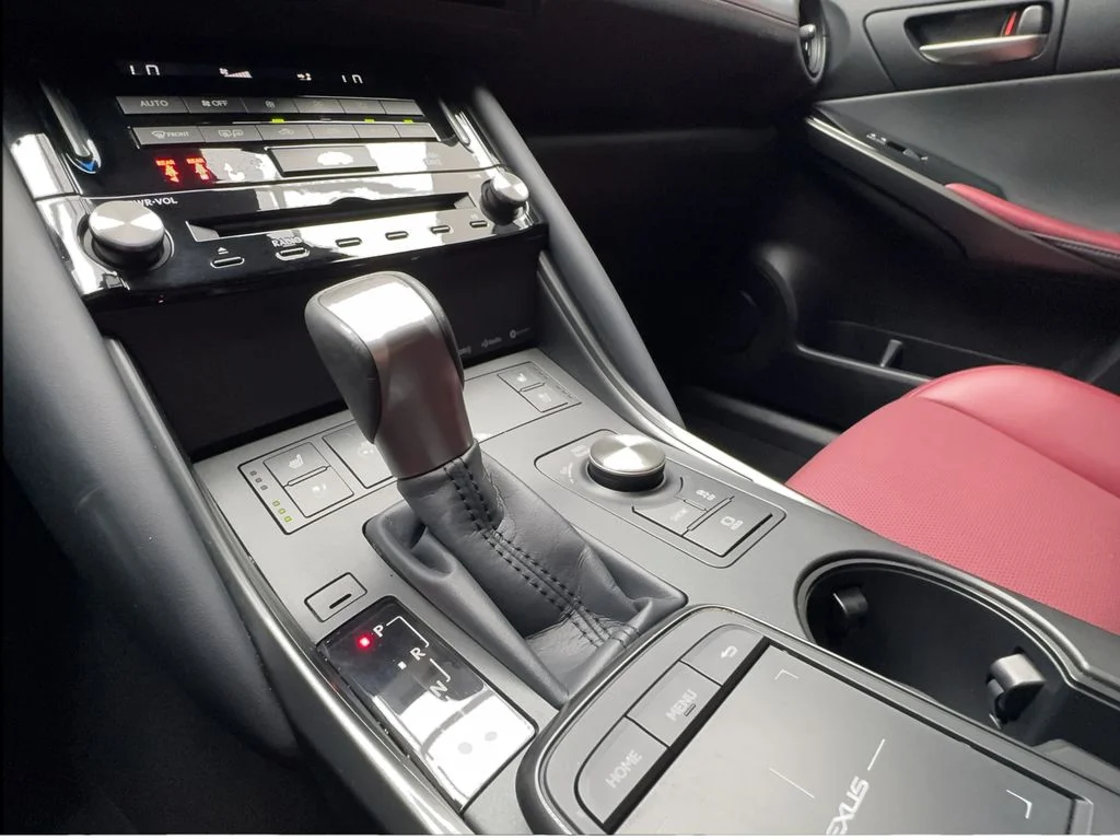 Used 2025 White Lexus 300 image 45