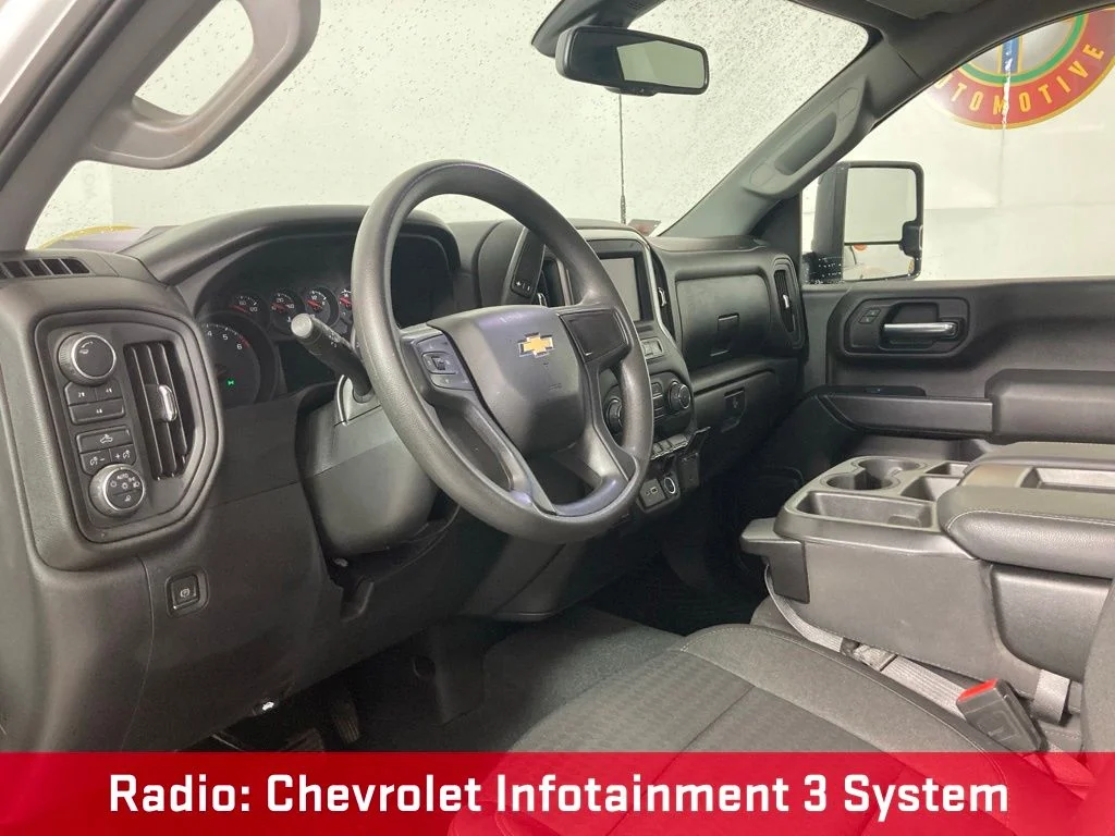 Used 2023 White Chevrolet Custom image 12
