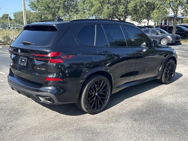 Used 2024 Black Sapphire Metallic BMW xDrive40i image 4