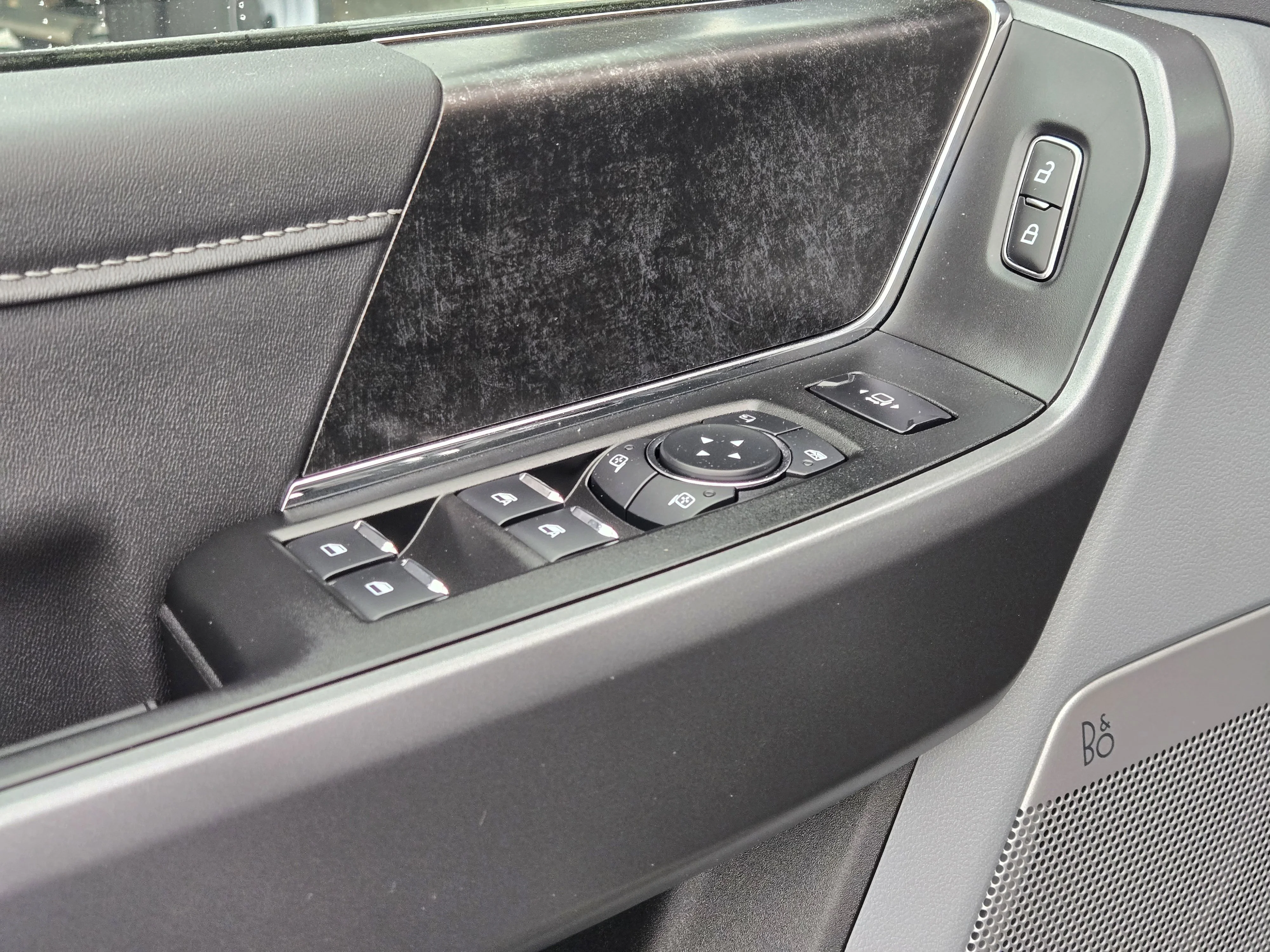 New 2026 Marsh Gray Ford XLT image 22