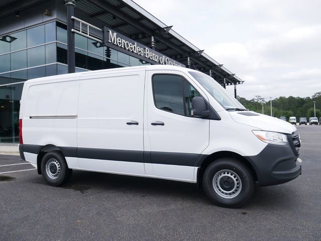 New 2026 Arctic White Mercedes-Benz Cargo 144 WB image 23