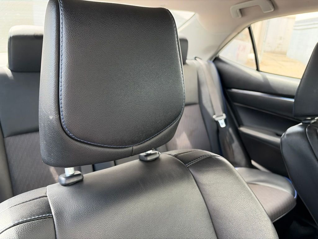 Used 2019 White Toyota SE image 17