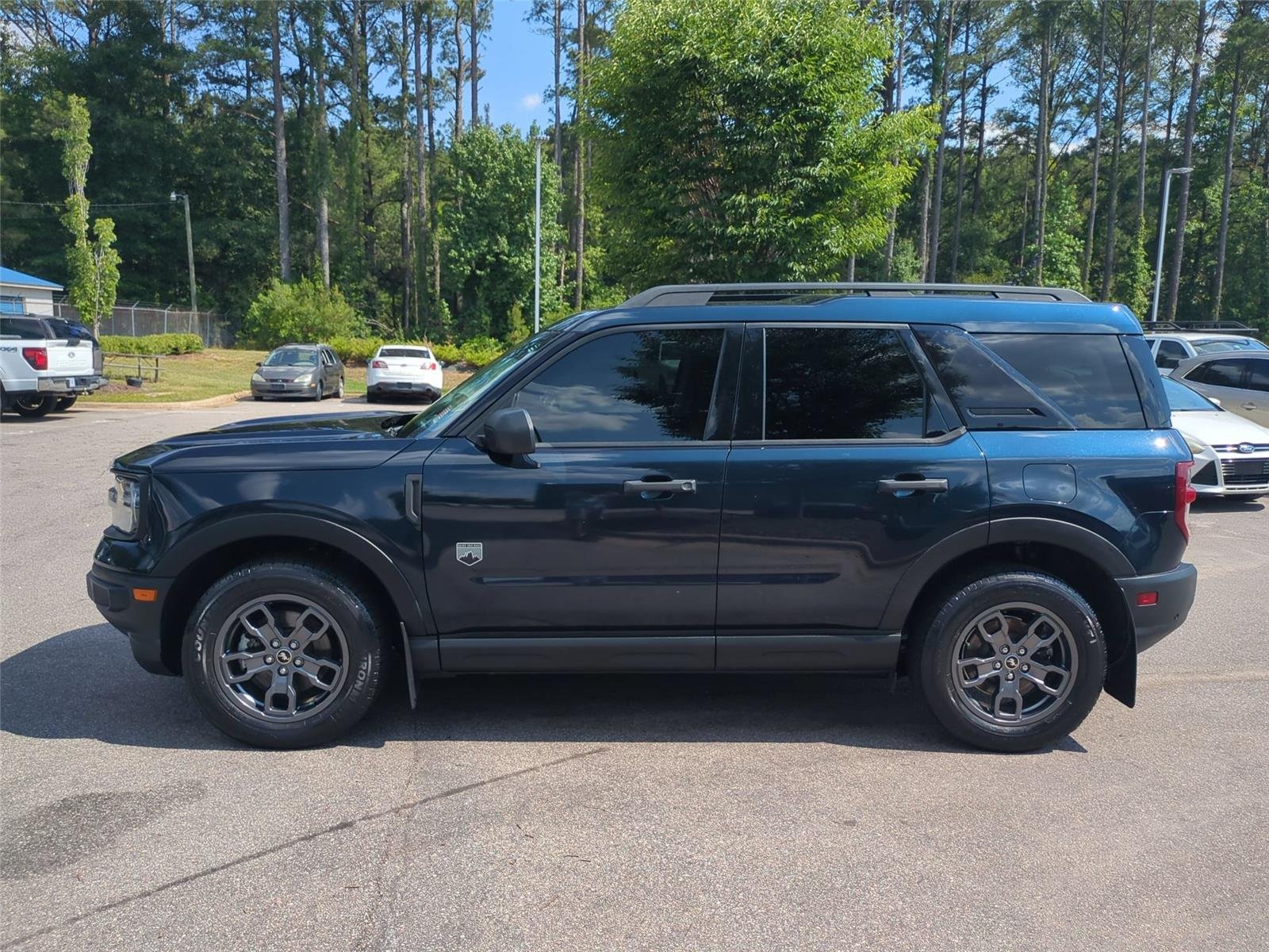 Used 2021 Alto Blue Metallic Tinted Clearcoat FORD BIGBEND image 2