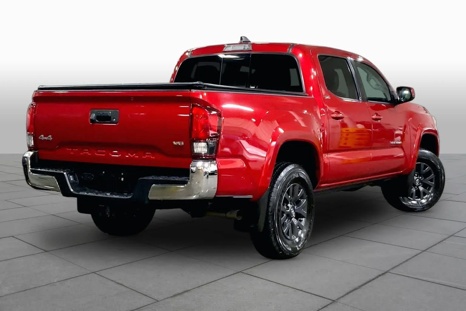 Used 2021 Barcelona Red Metallic Toyota SR5 image 13