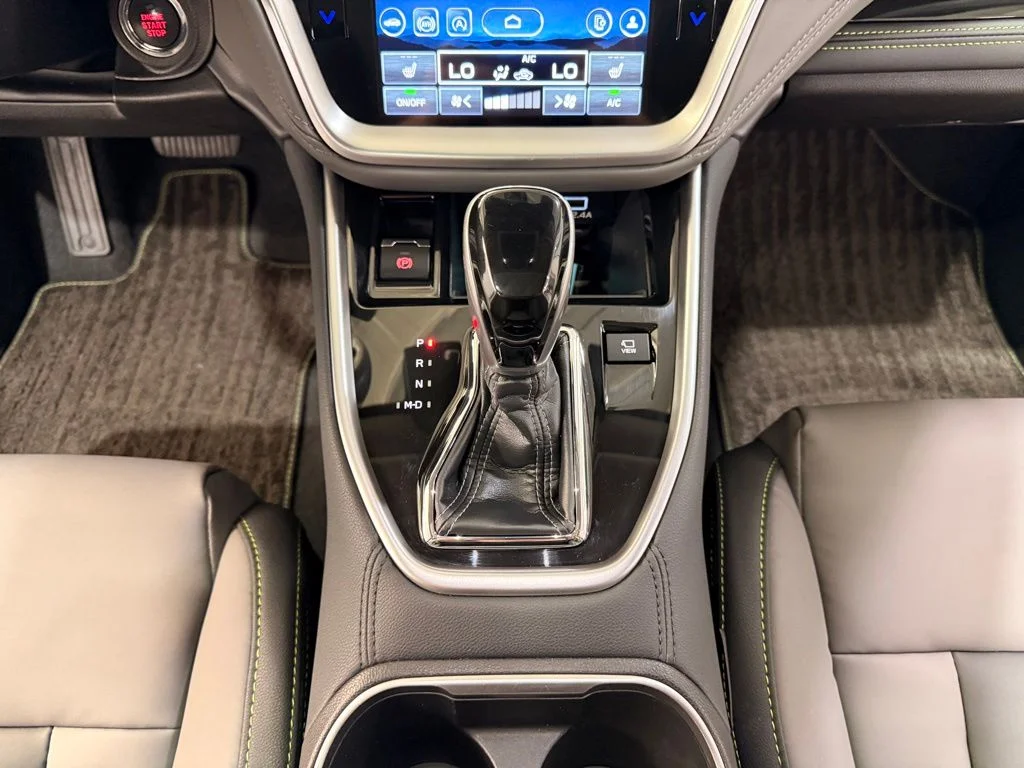 Used 2023 White Subaru Onyx Edition XT image 24