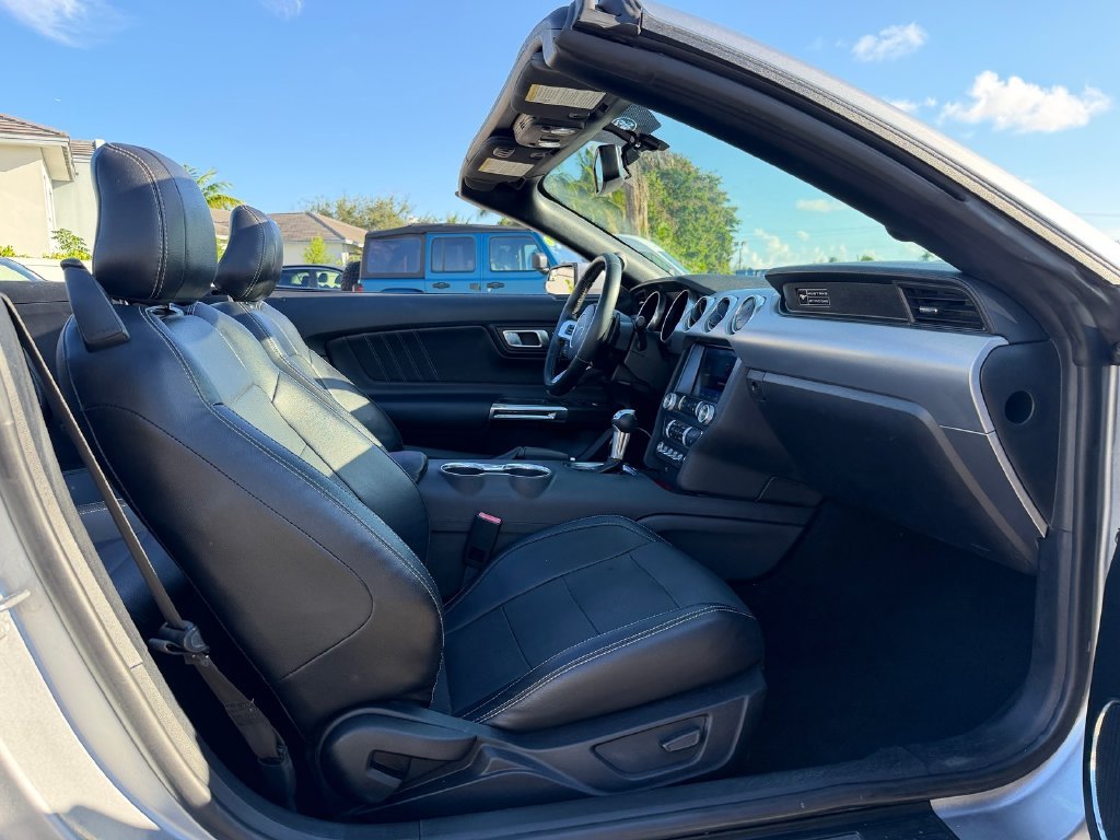 Used 2020 Silver Ford EcoBoost Premium image 15