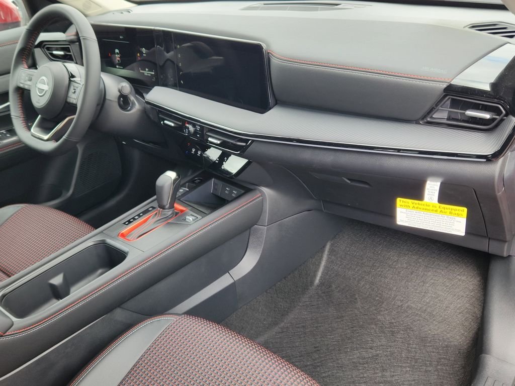 2025 Nissan Kicks SR AWD - Photo 12