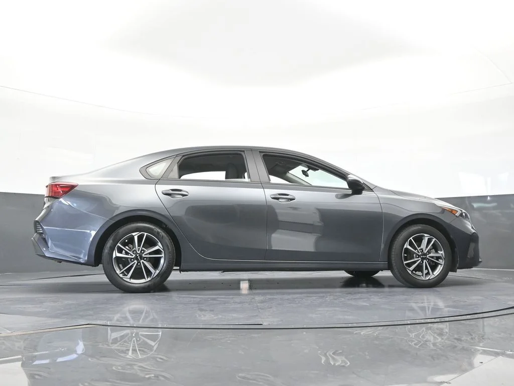 Used 2023 Gravity Gray Kia LXS image 54
