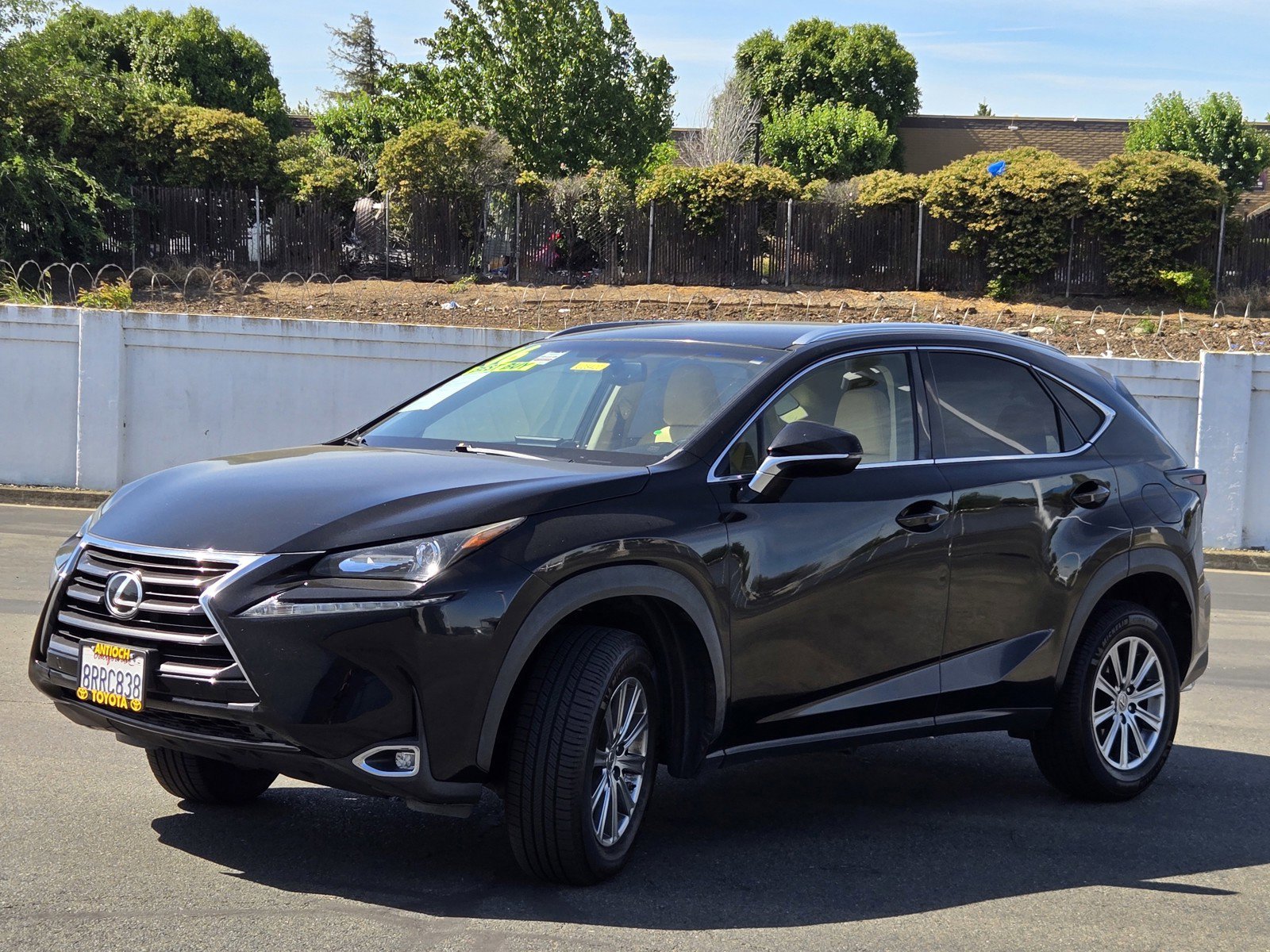 Used 2016  Lexus FSPORT image 8