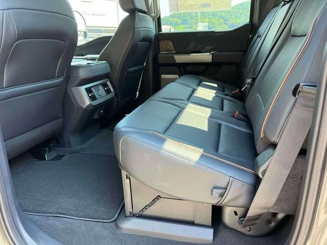 New 2027 Marsh Gray Metallic Ford F-350® Lariat® image 17