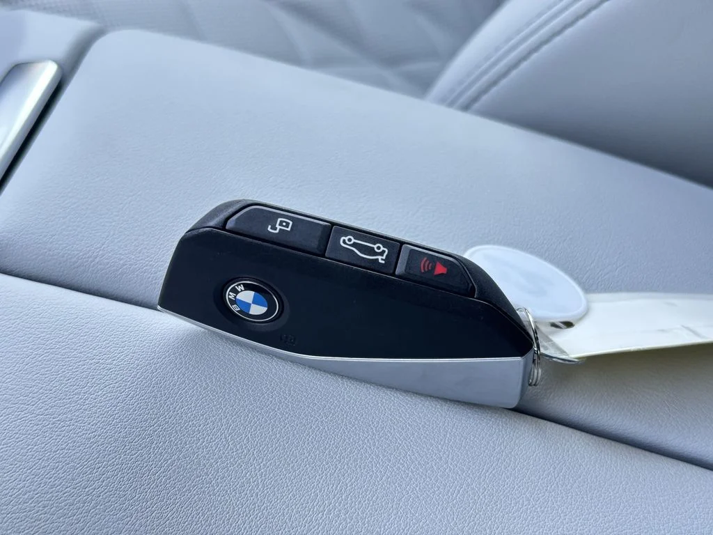 Used 2026 Gray BMW sDrive40i image 40