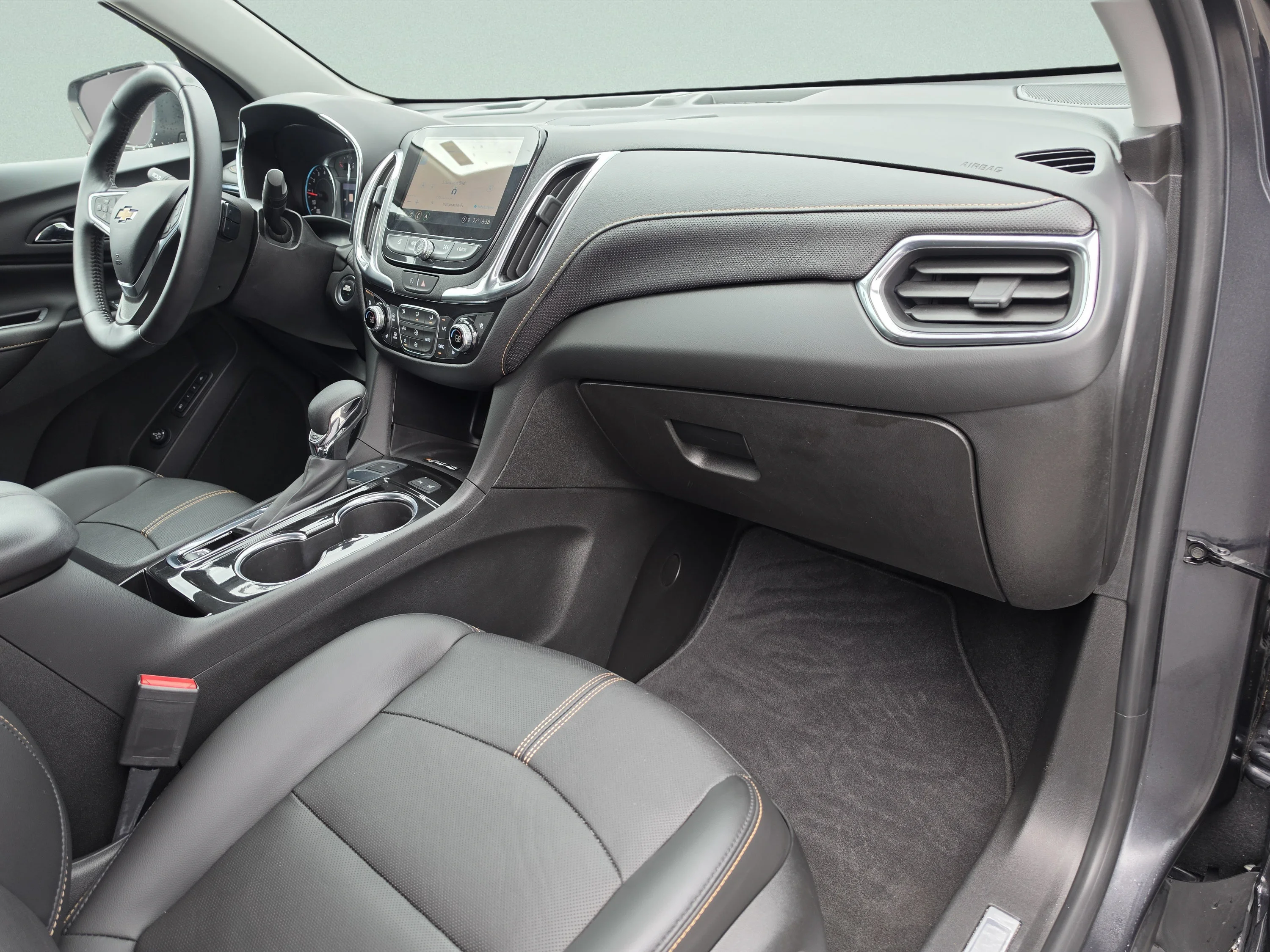 Used 2022 Iron Gray Metallic Chevrolet Premier image 18