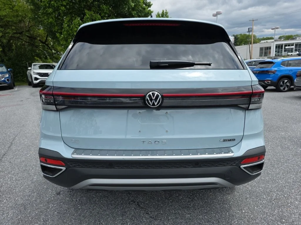 New 2026 Monument Gray Volkswagen 1.5T SE image 5