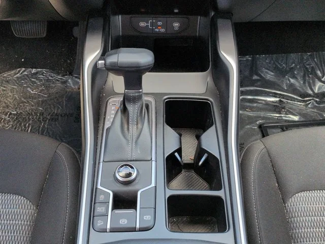 New 2026 Glacial White Pearl Kia LX image 19