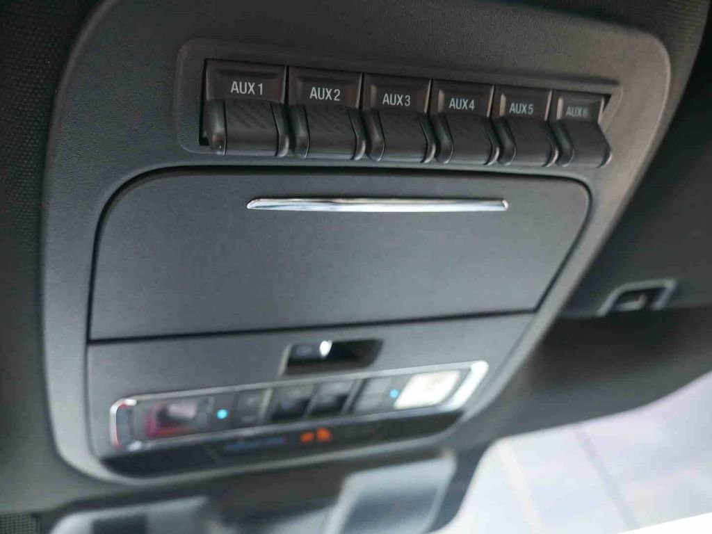 Used 2025 Silver Ford Tremor image 38