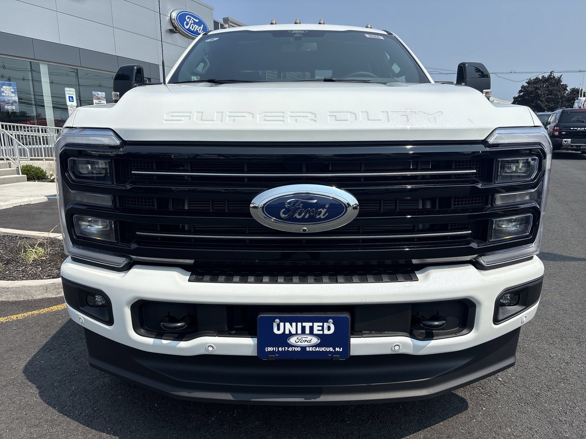 New 2026 Star White Metallic Tri-Coat Ford F-350® Platinum® image 32