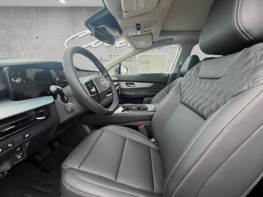 New 2026 Everest White Pearl TriCoat / Super Black Two-tone Nissan Platinum image 20