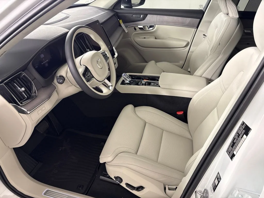 New 2026 Crystal White Volvo Ultra image 30