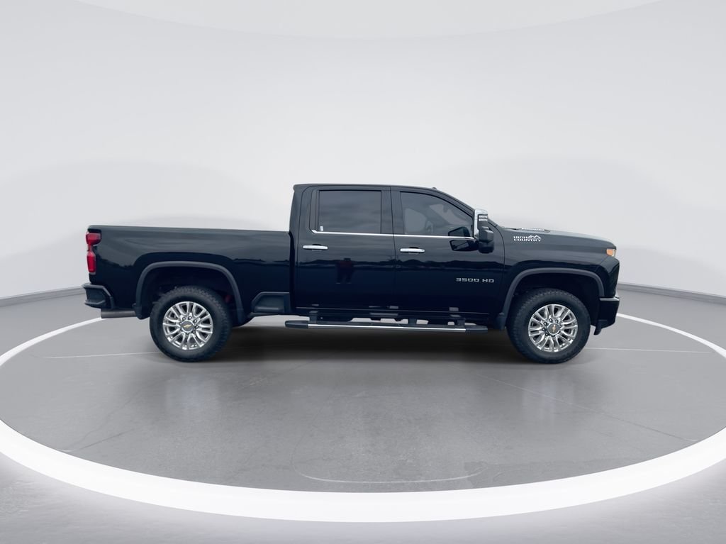 Used 2023 Black Chevrolet High Country image 9