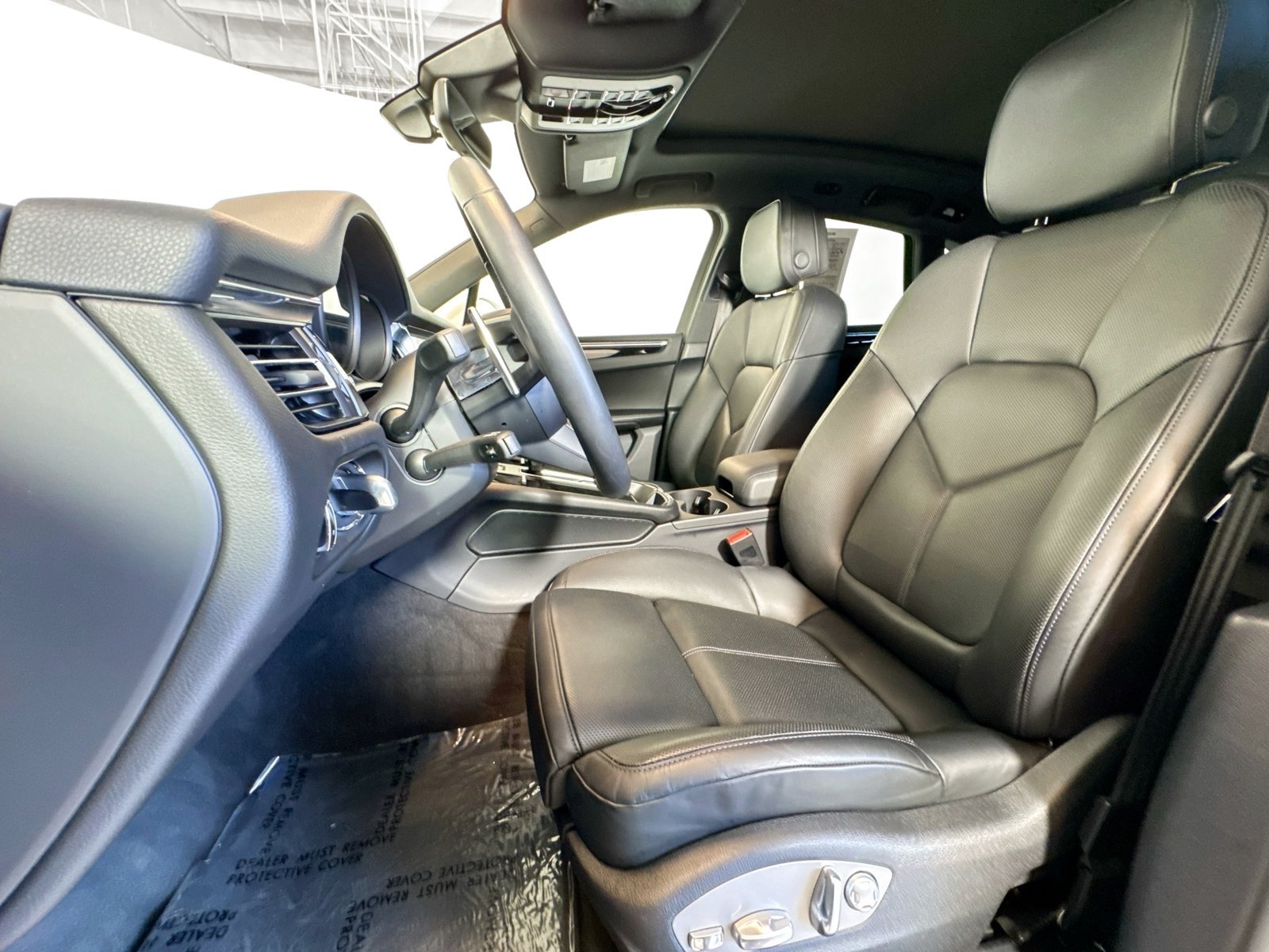 Used 2025 White Porsche  image 5