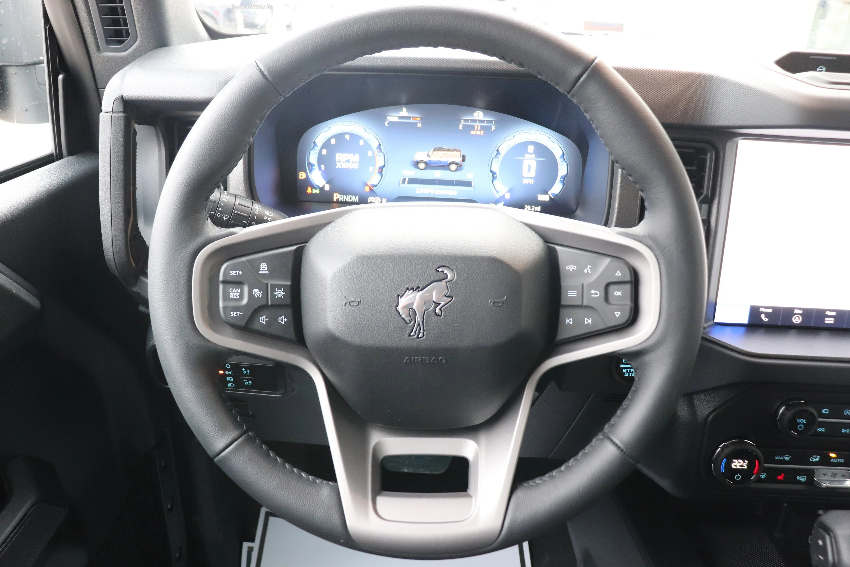 New 2026 AVALANCHE GREY Ford Badlands image 9