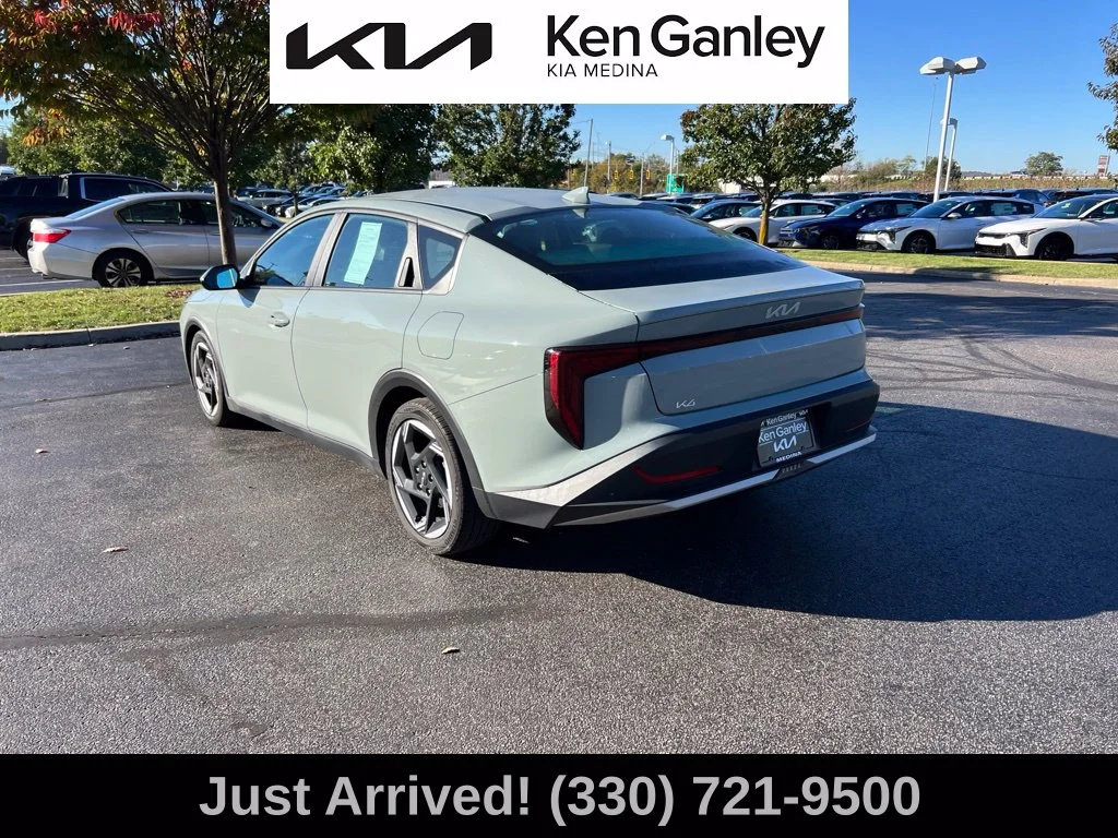 Certified Used 2025  Kia EX image 7